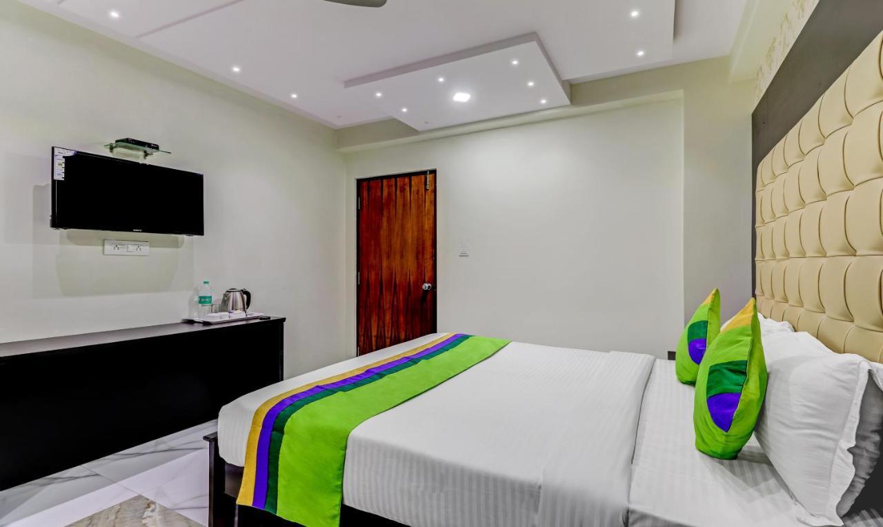 Treebo Trend Emora And Suites Domlur Bangalore