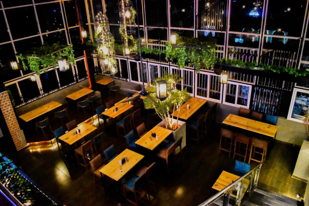 Hotel The Grand Coral Bangalore