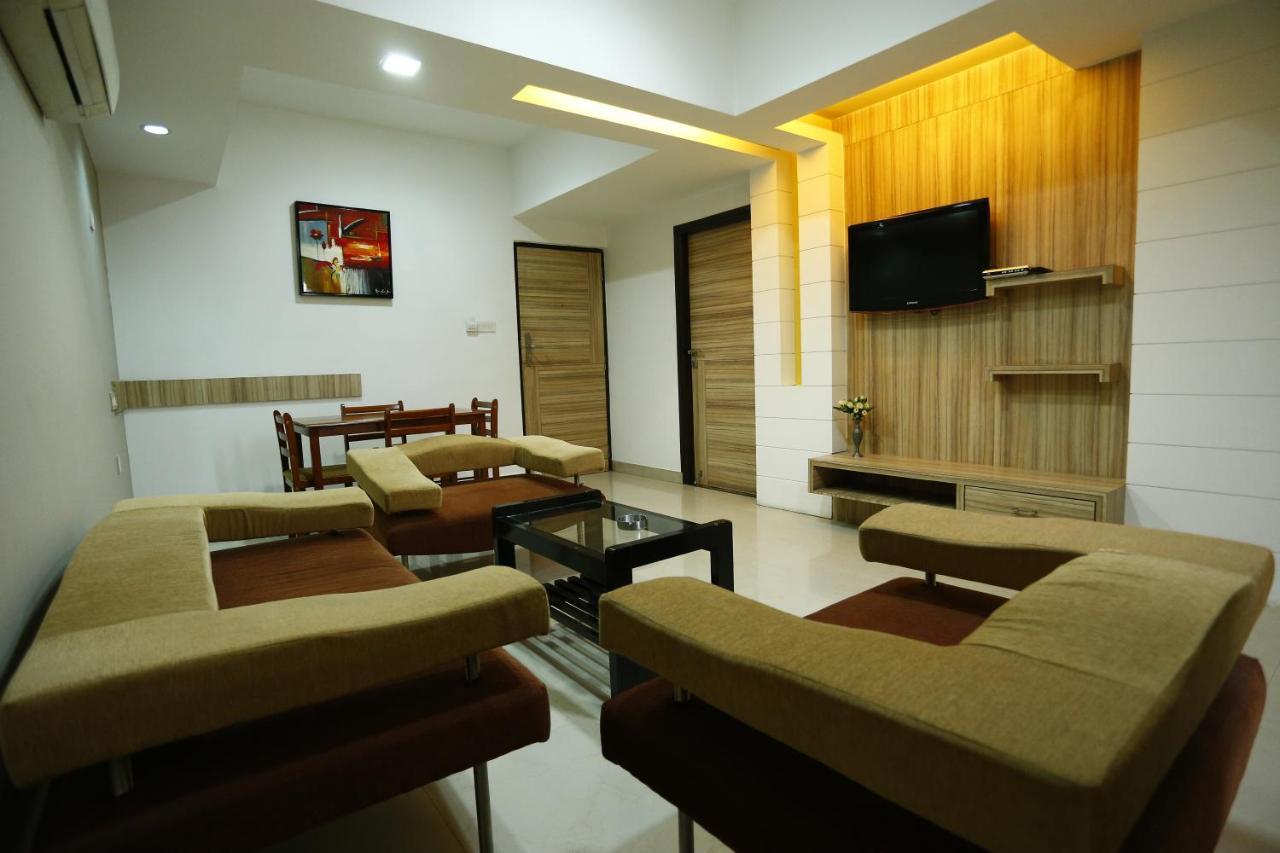 Centre Residency Hotel 3*