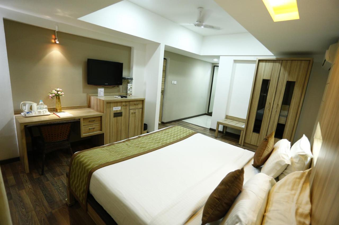 Hotel Centre Residency