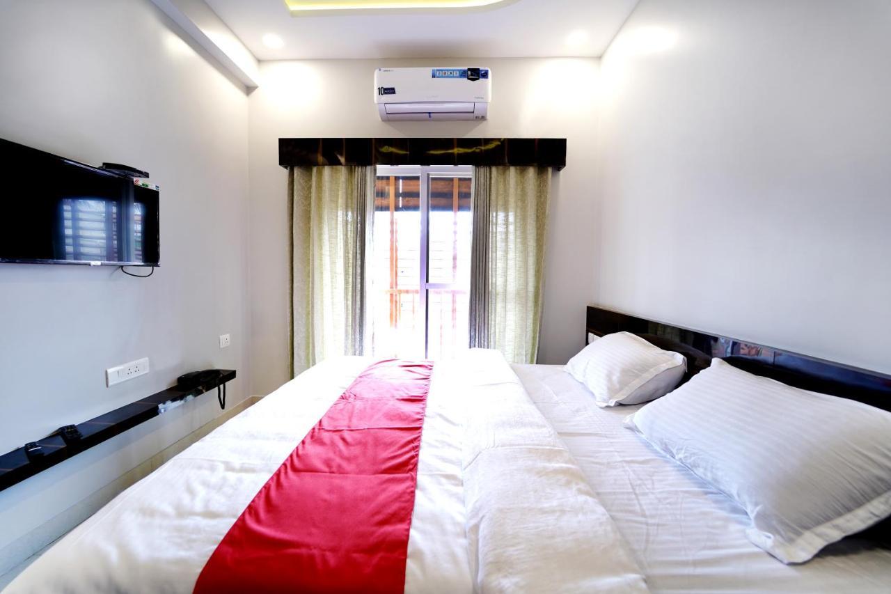 Hotel Ss Crown 2*