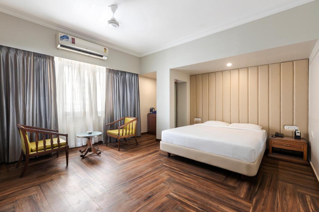 Grand Kalinga Hotel