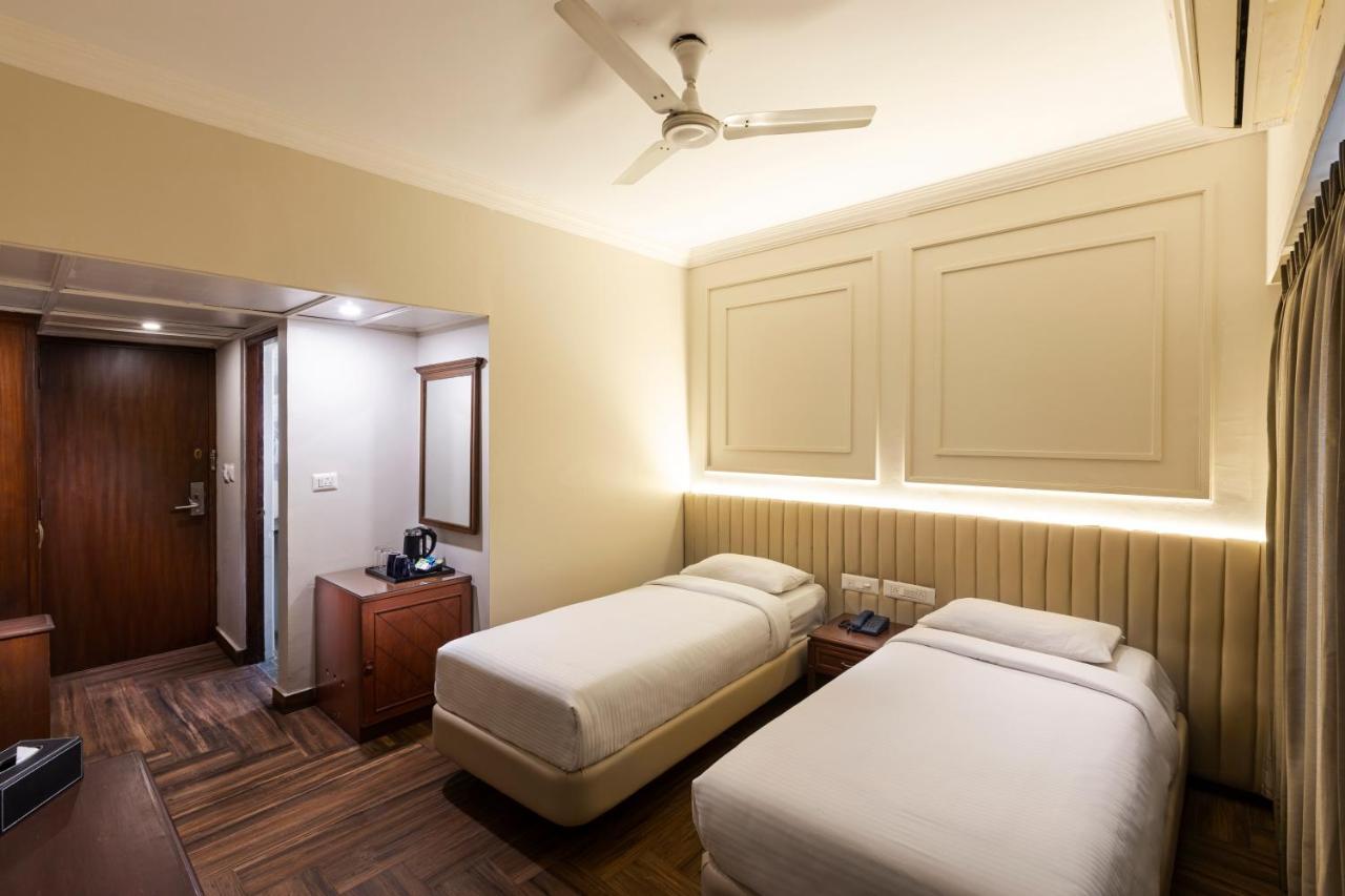 Grand Kalinga Hotel