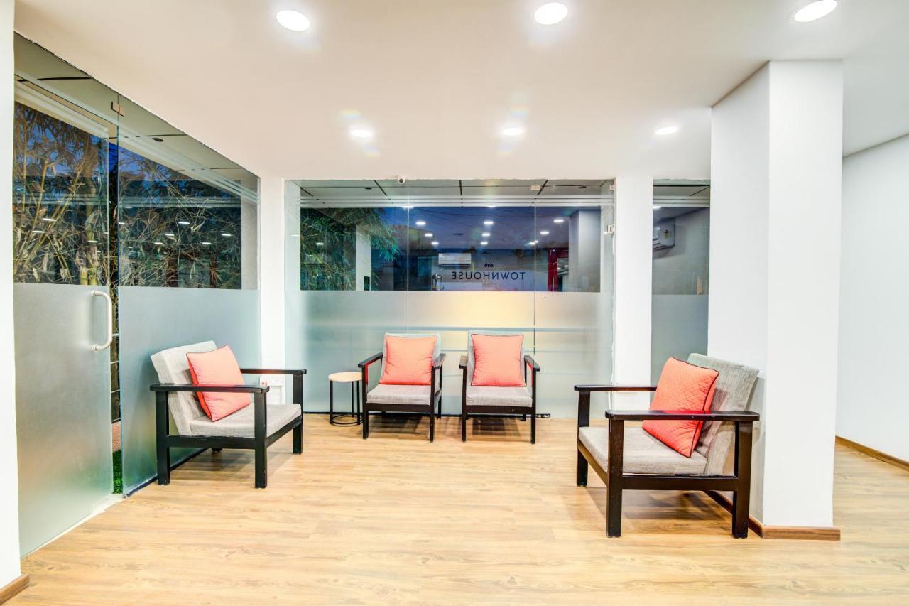 Oyo Townhouse 104 Koramangala Maharaja Signal Hotel 3*