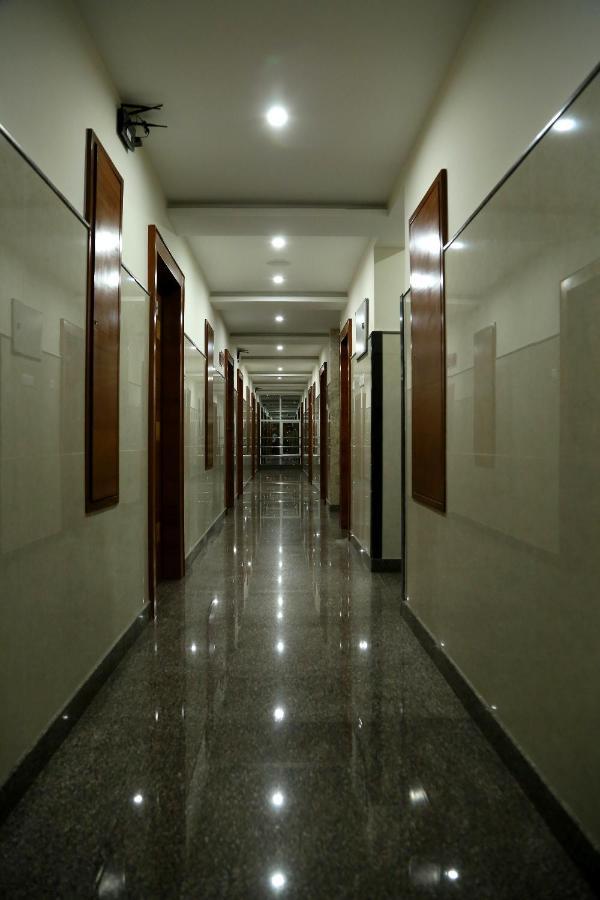 U.t.elegance Hotel 3*