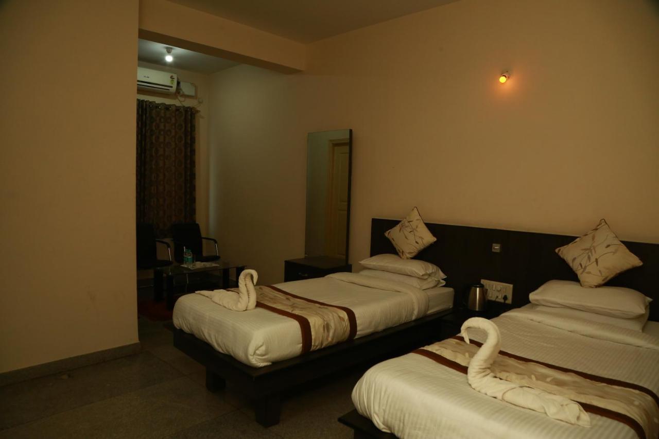 Soundarya Hotel