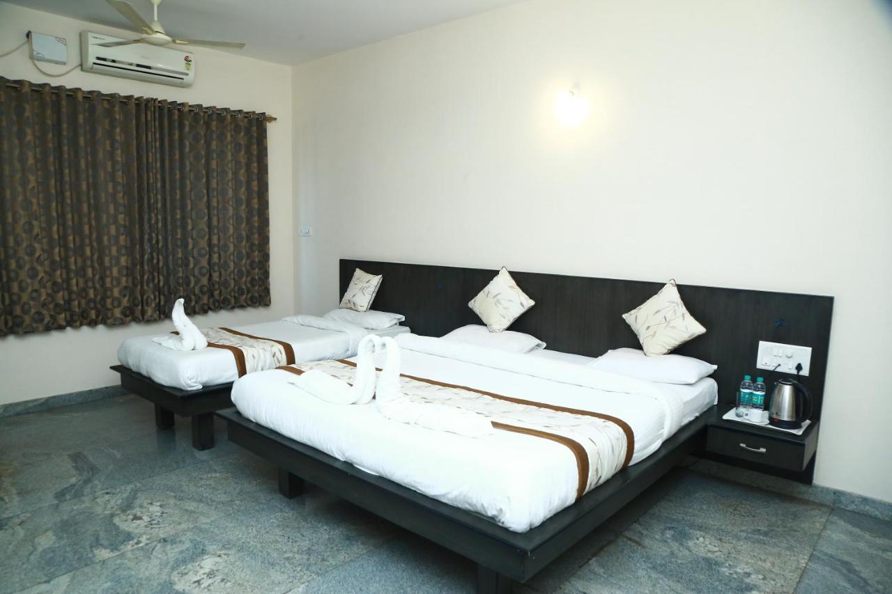 Soundarya Hotel Bangalore