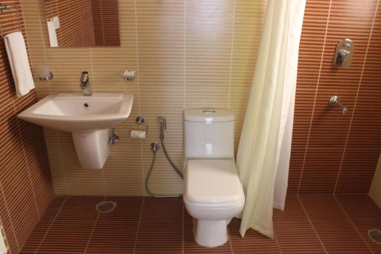 Fabhotel Service Inn Manyata Apartment *