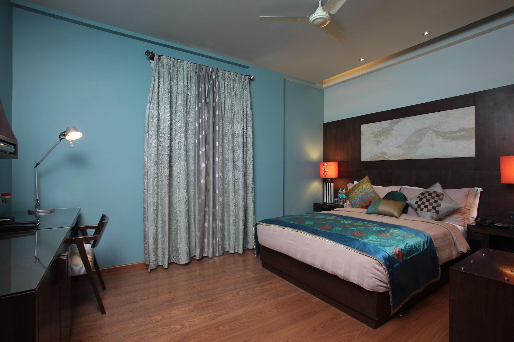 Justa Mg Road Hotel 4*