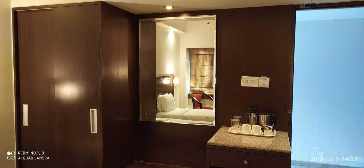 Hotel The Curzon Court
