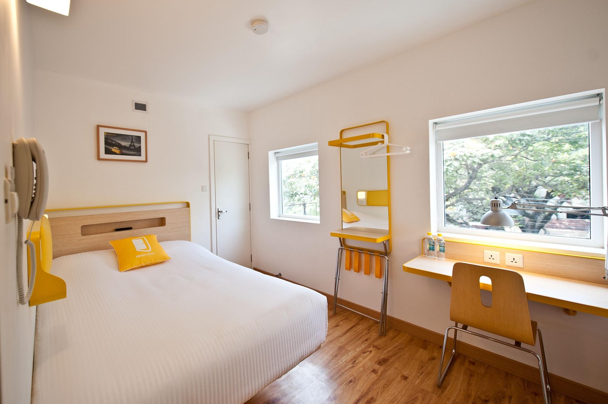 Hotel Bloomrooms @ Indiranagar Bangalore