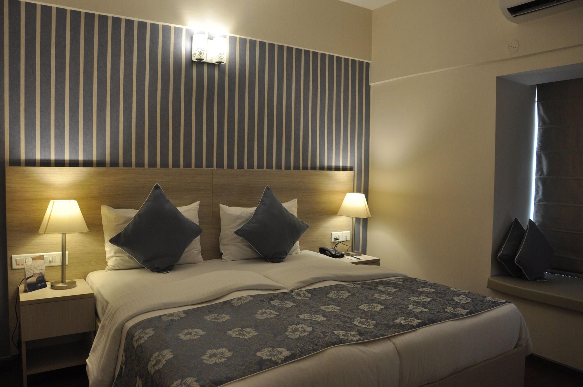 Hotel Starlit