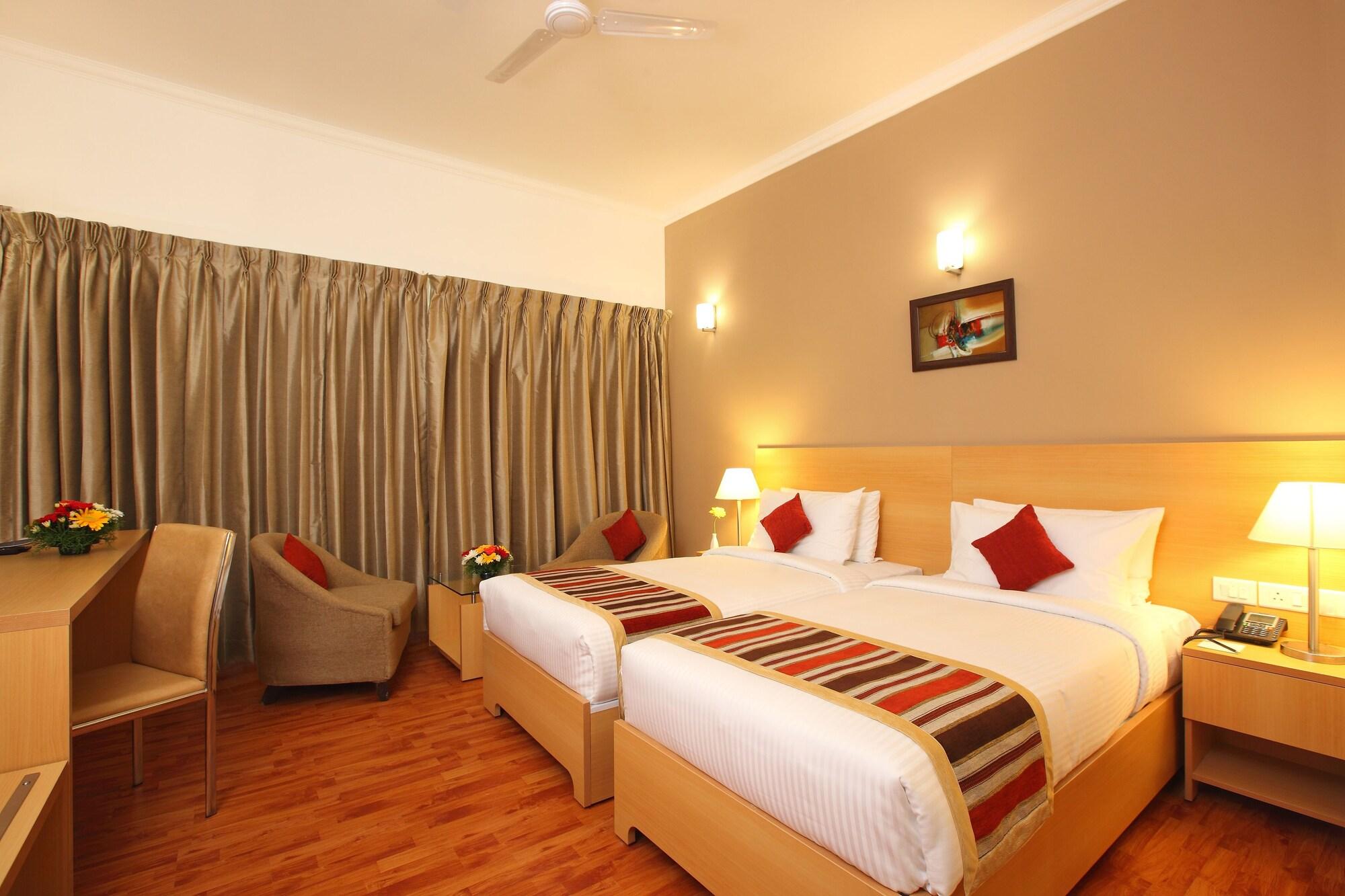 Hotel Starlit 3*