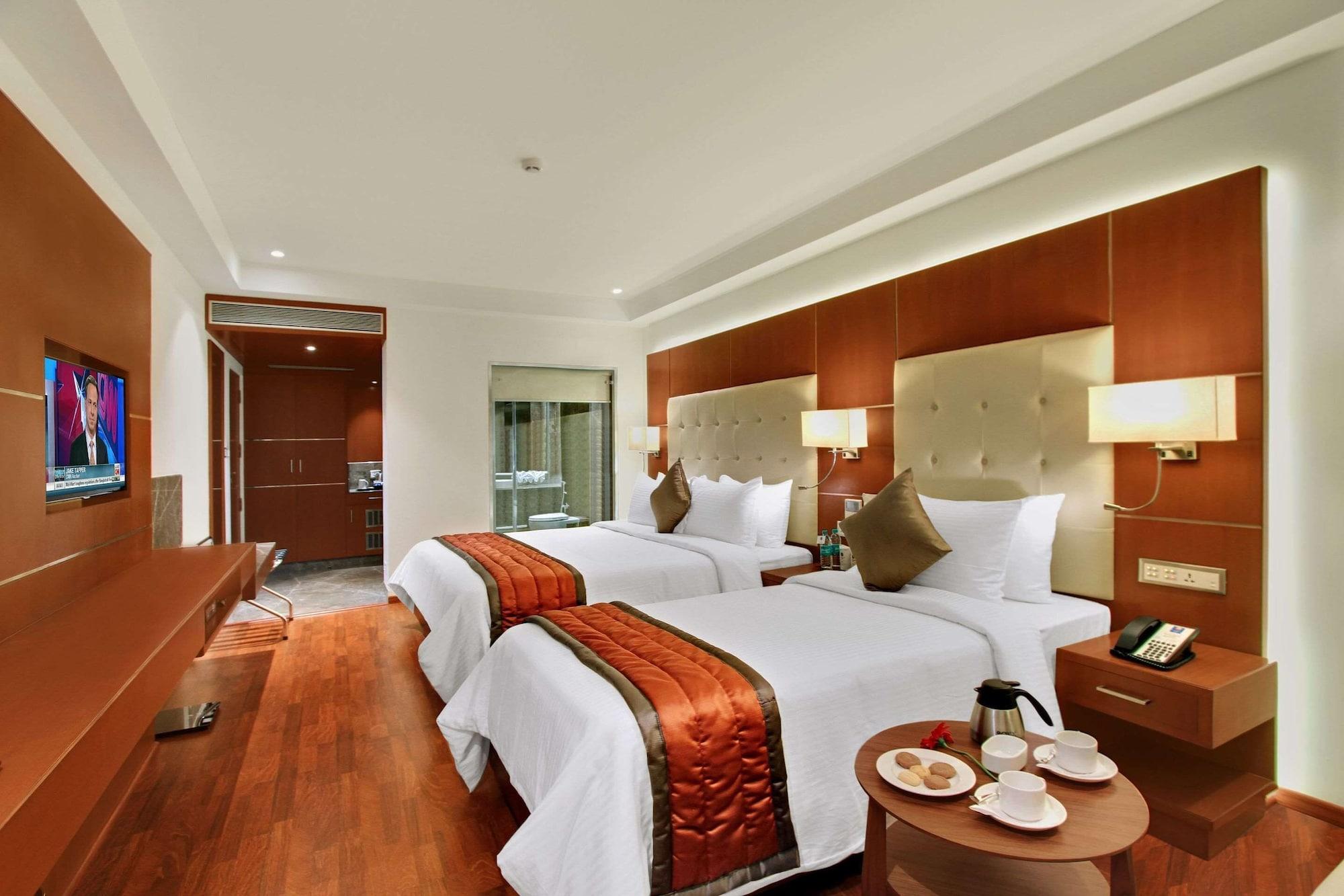 Comfort Insys Hotel 4*