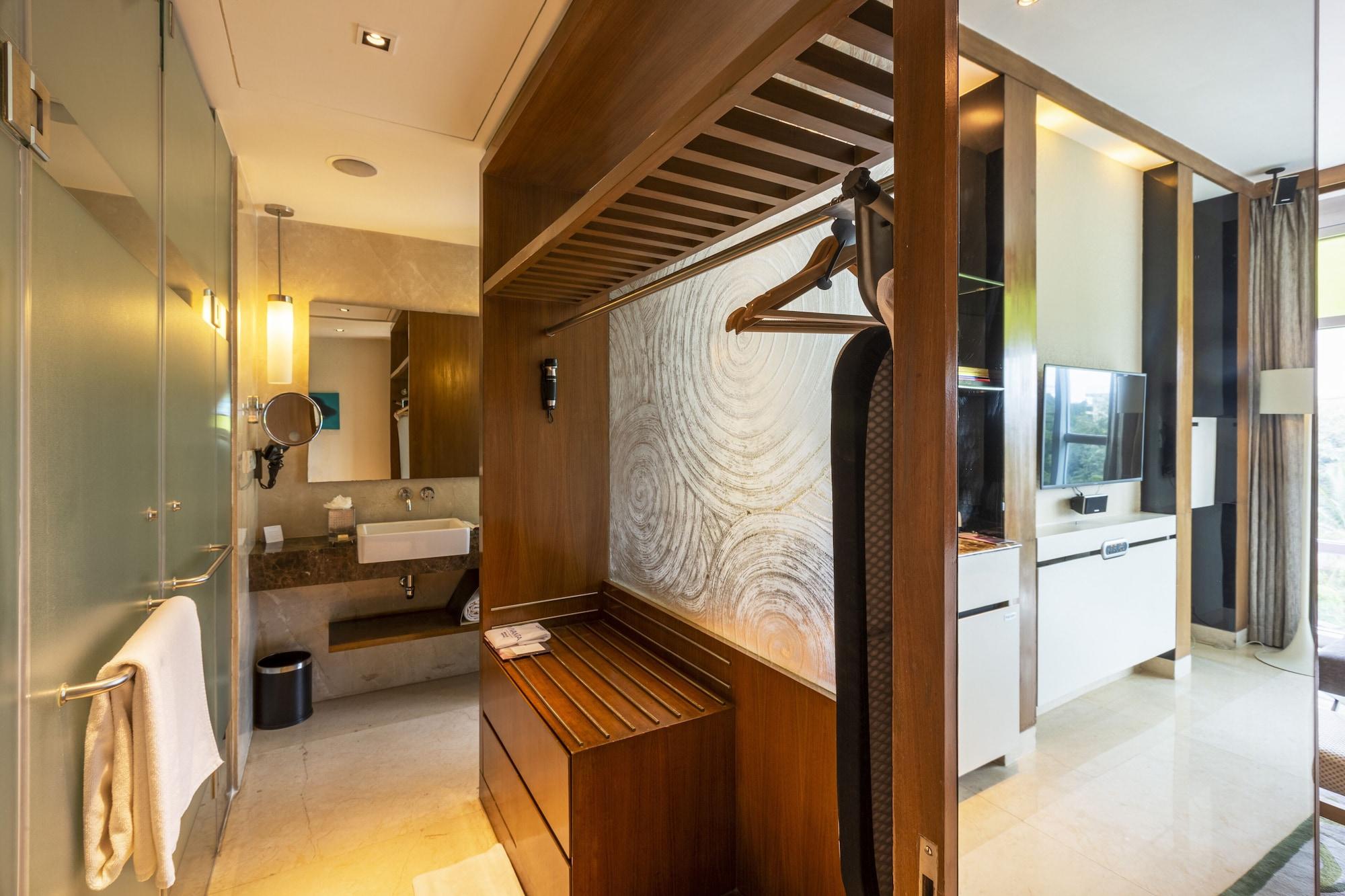 Vivanta Bengaluru, Whitefield Hotel 5*