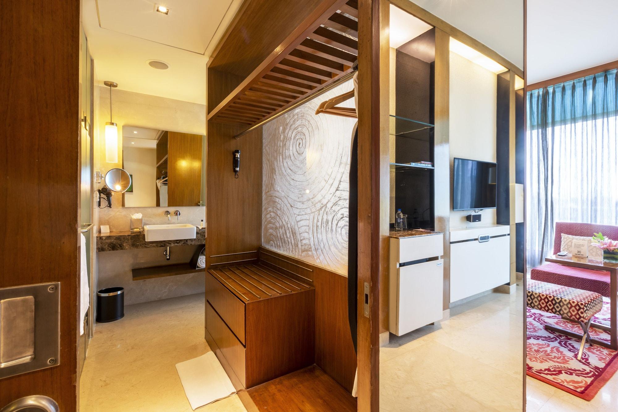 Hotel Vivanta Bengaluru, Whitefield Bangalore