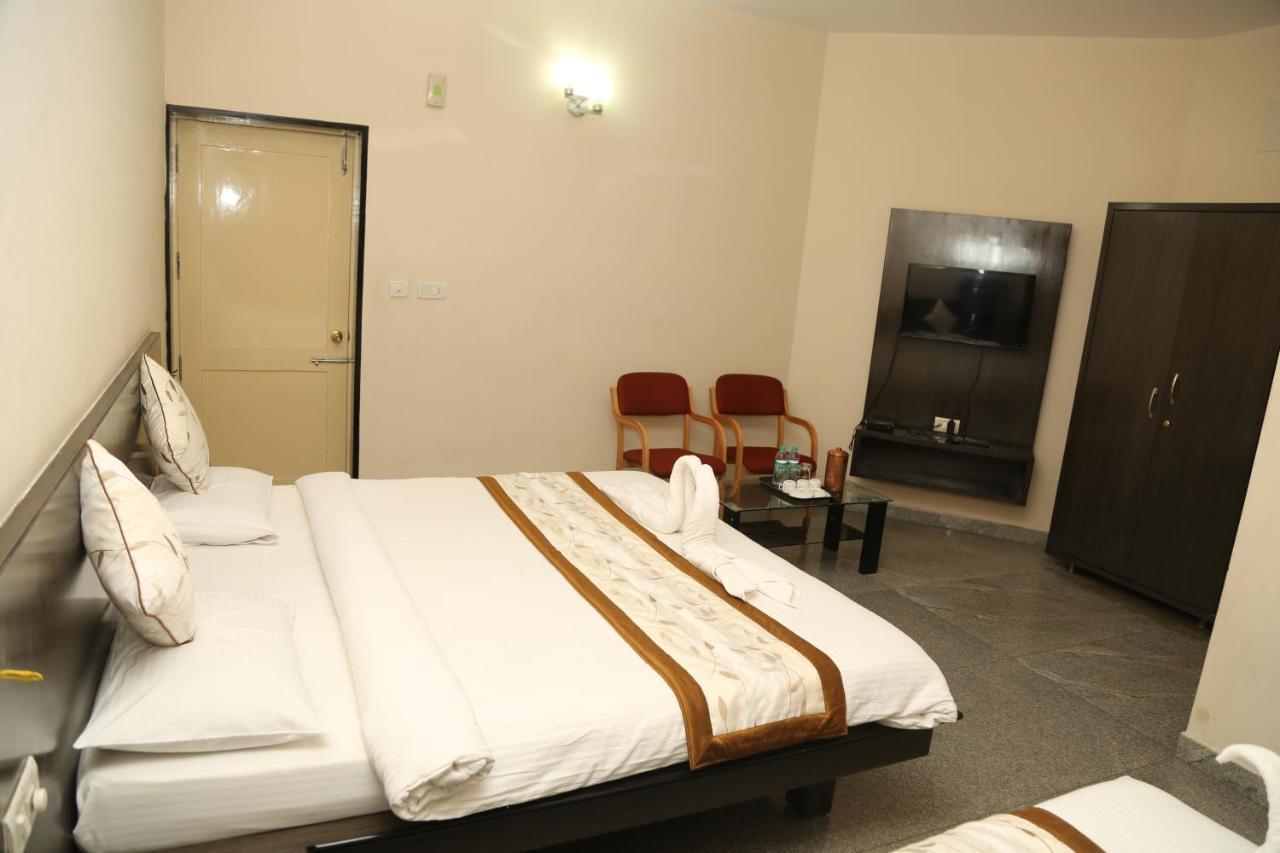 Soundarya Hotel Bangalore
