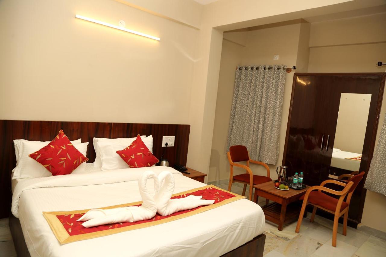 Hotel Soundarya 2*