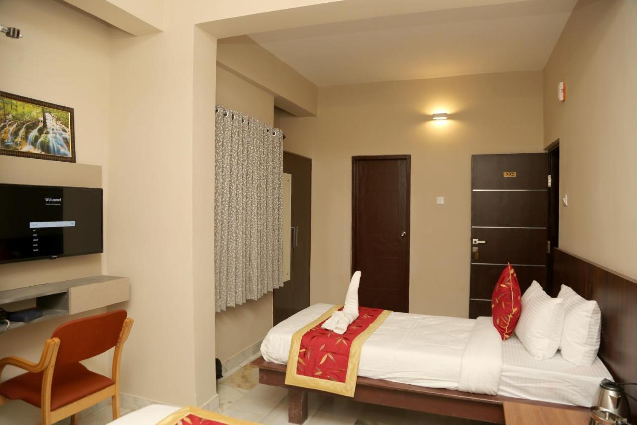 Hotel Soundarya 2*