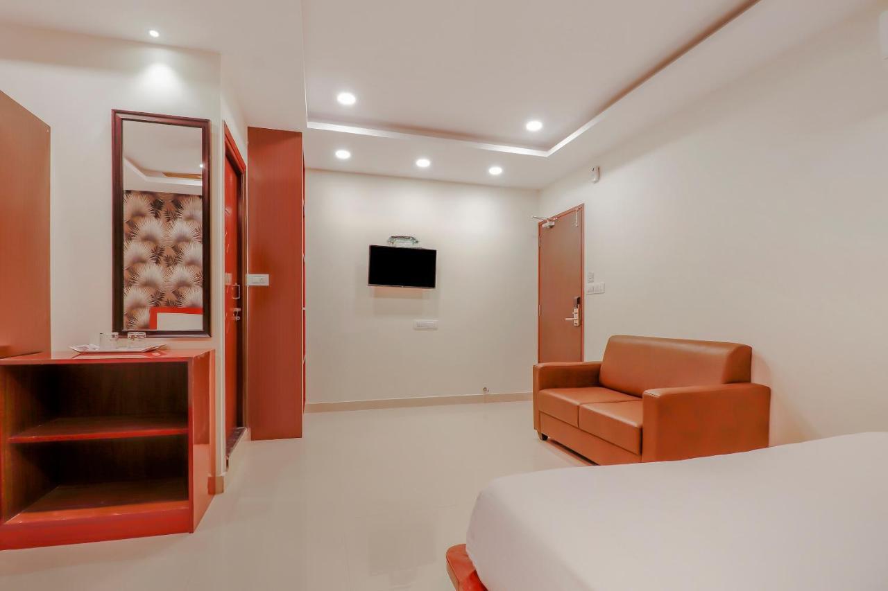 Collection O 81399 Hotel Ur Comforts Jayanagar 3*