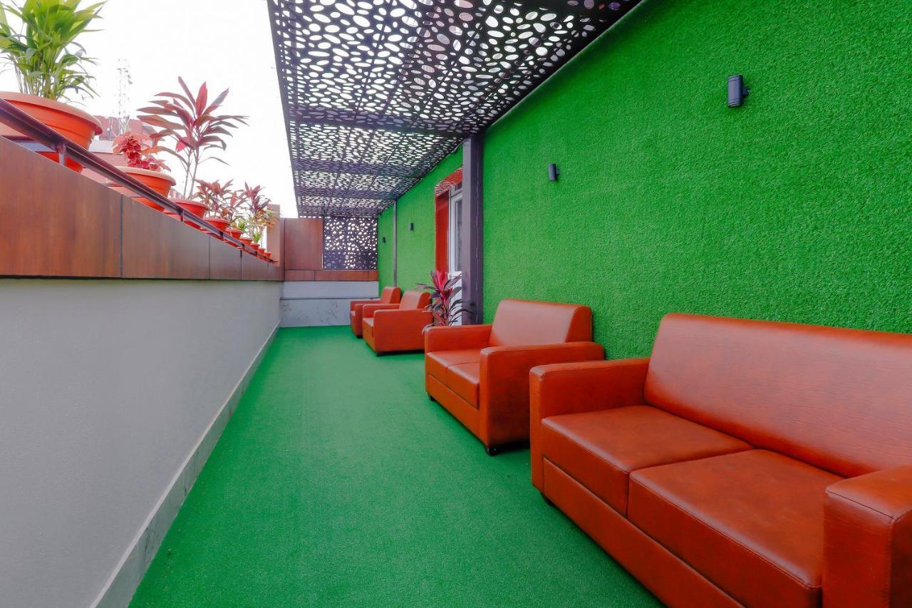Hotel Collection O 81399 Hotel Ur Comforts Jayanagar Bangalore