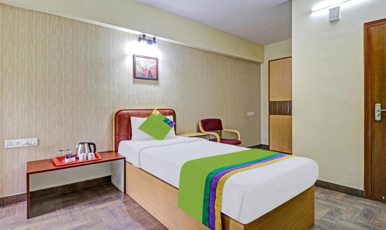 Hotel Treebo Akshaya Mayflower Vijaya Bank Layout Bangalore