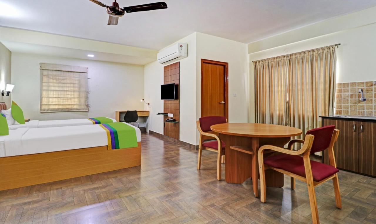 Hotel Treebo Akshaya Mayflower Vijaya Bank Layout