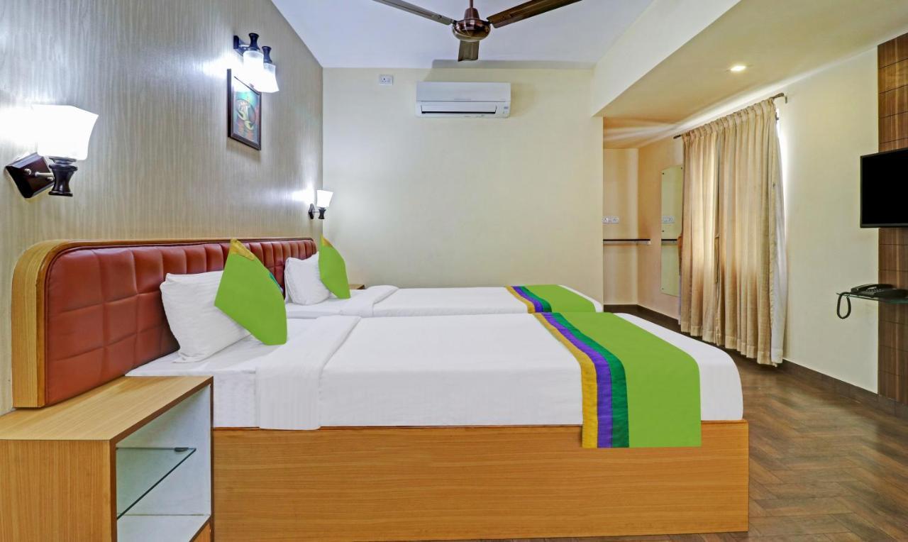 Treebo Akshaya Mayflower Vijaya Bank Layout Hotel