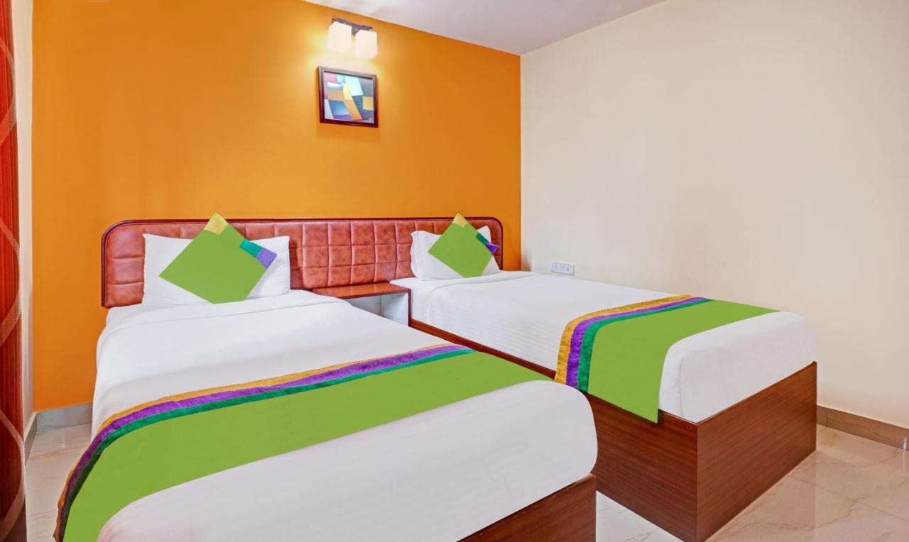 Treebo Akshaya Mayflower Vijaya Bank Layout Hotel 3*