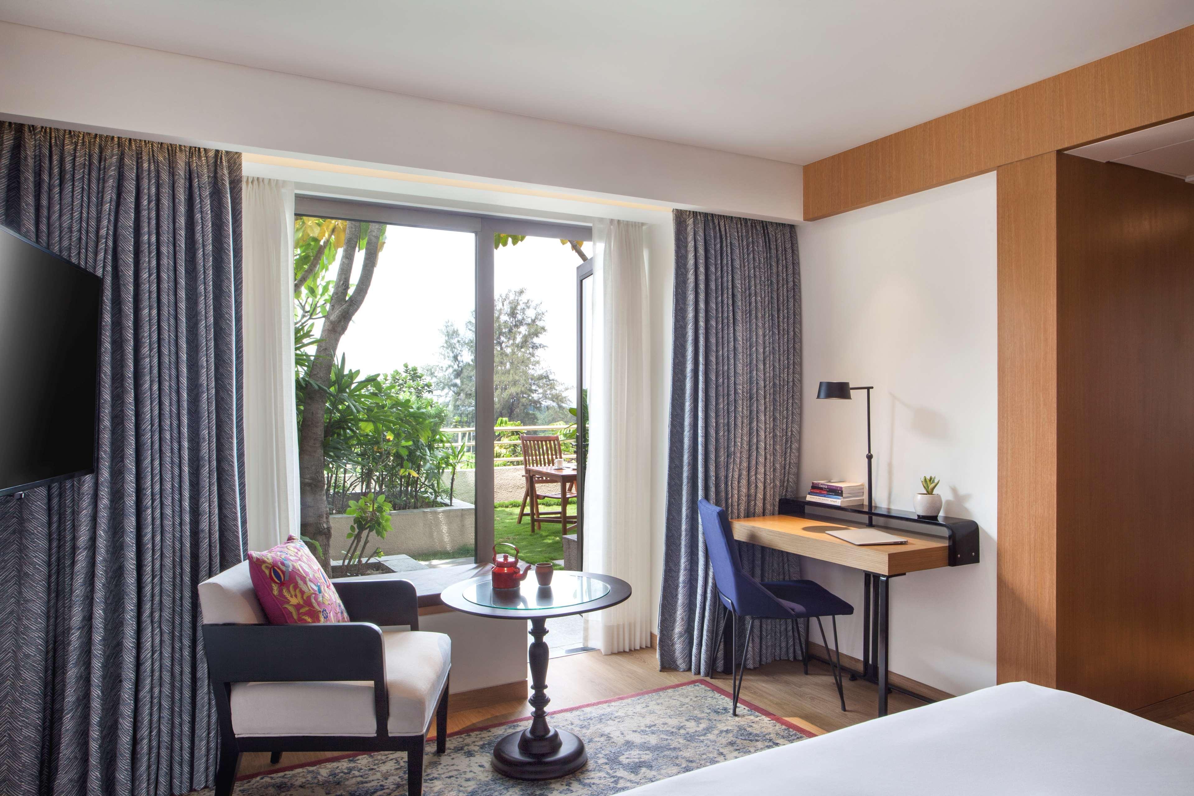 Hyatt Centric Mg Road 5*