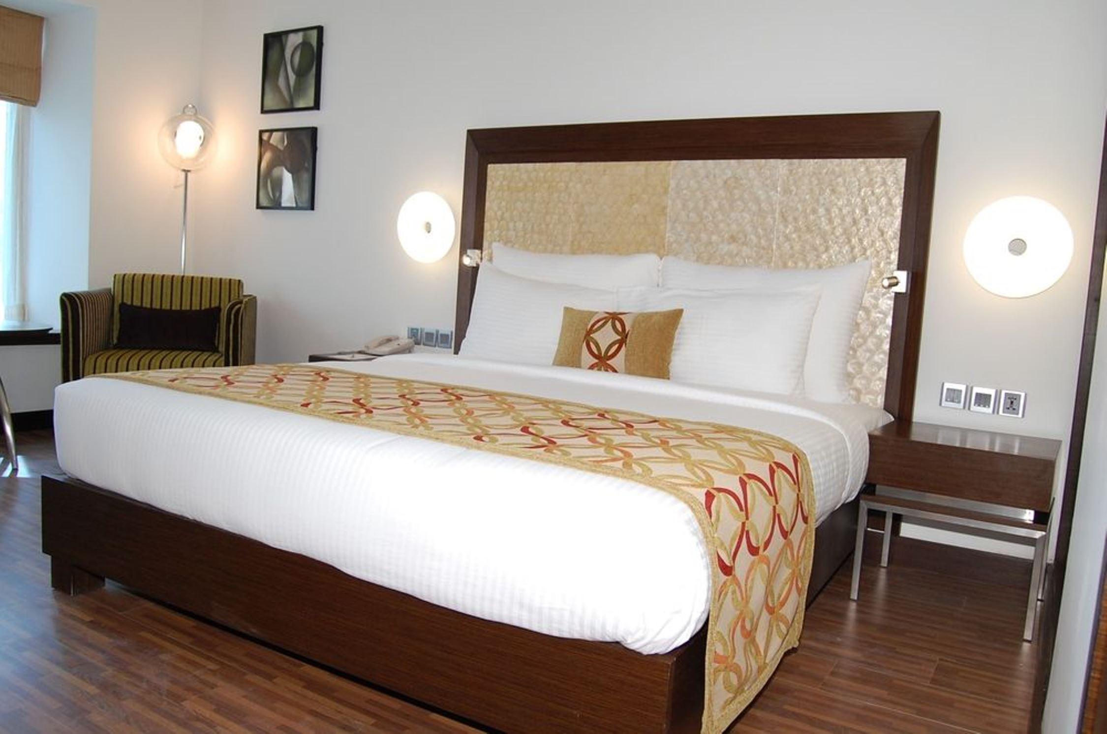 The Pride Hotel, 4*