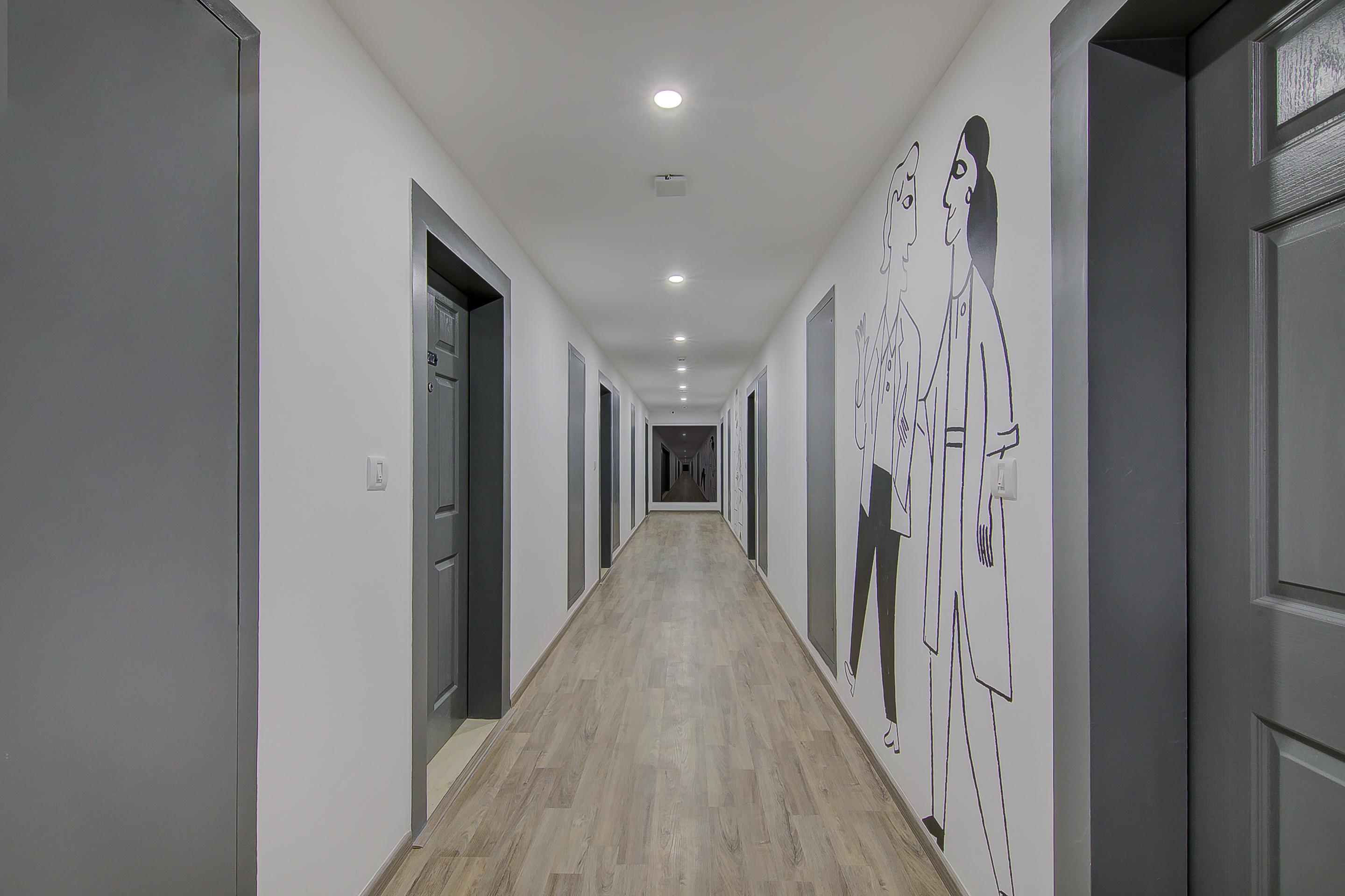 Hotel Oyo Townhouse 38 Banaswadi 100ft Road Bangalore