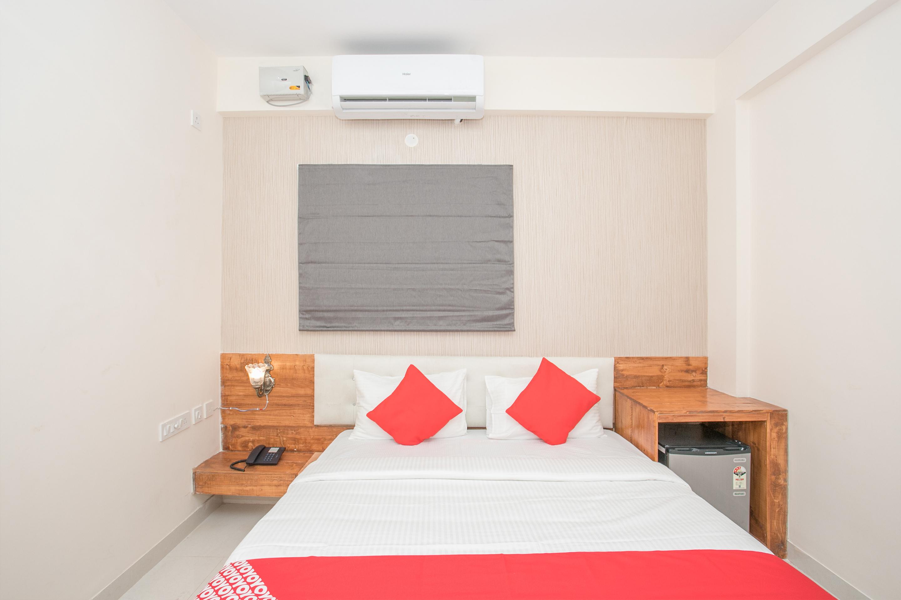 Hotel Oyo 12045 Dollars Nest 2*