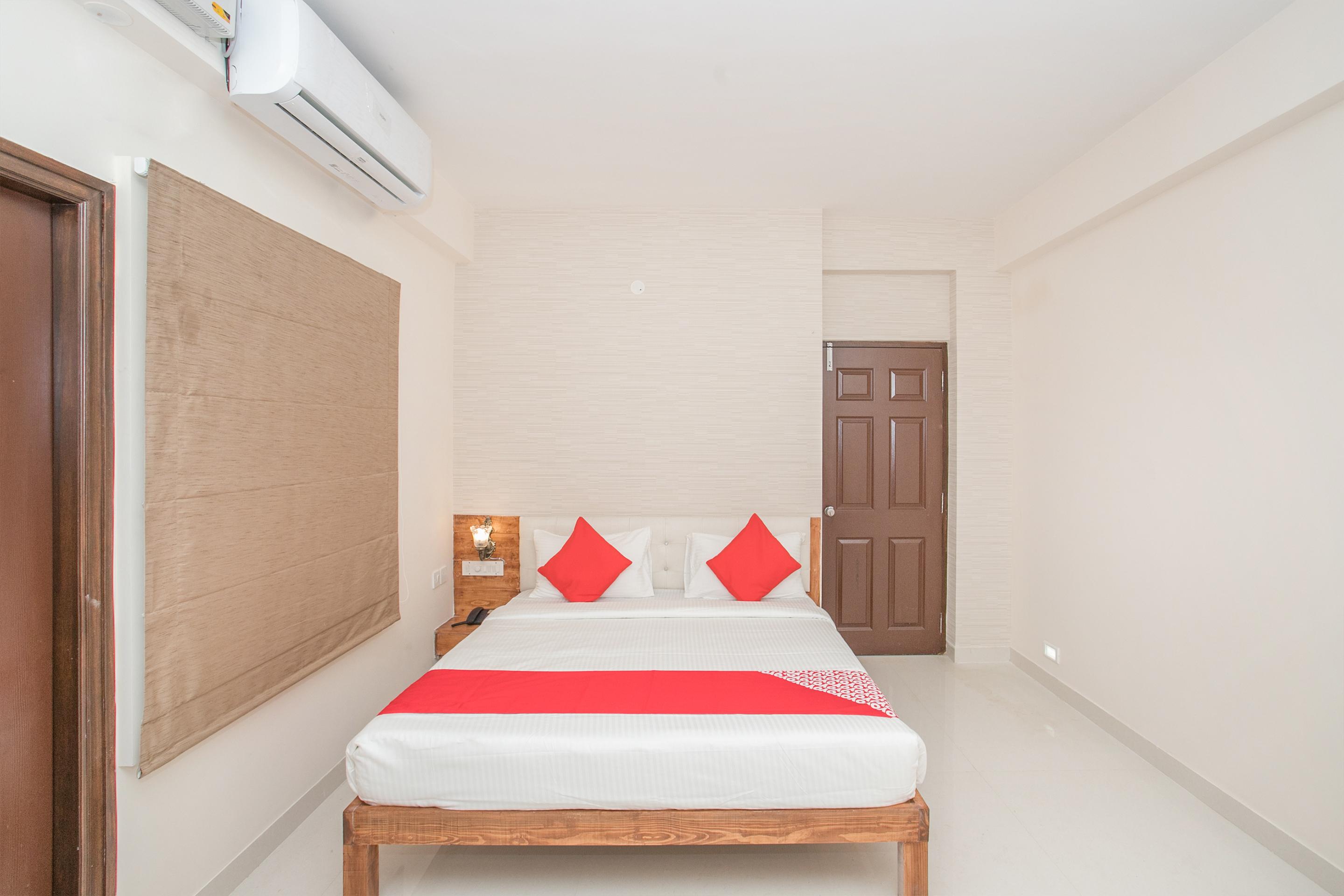 Oyo 12045 Dollars Nest 2* Bangalore