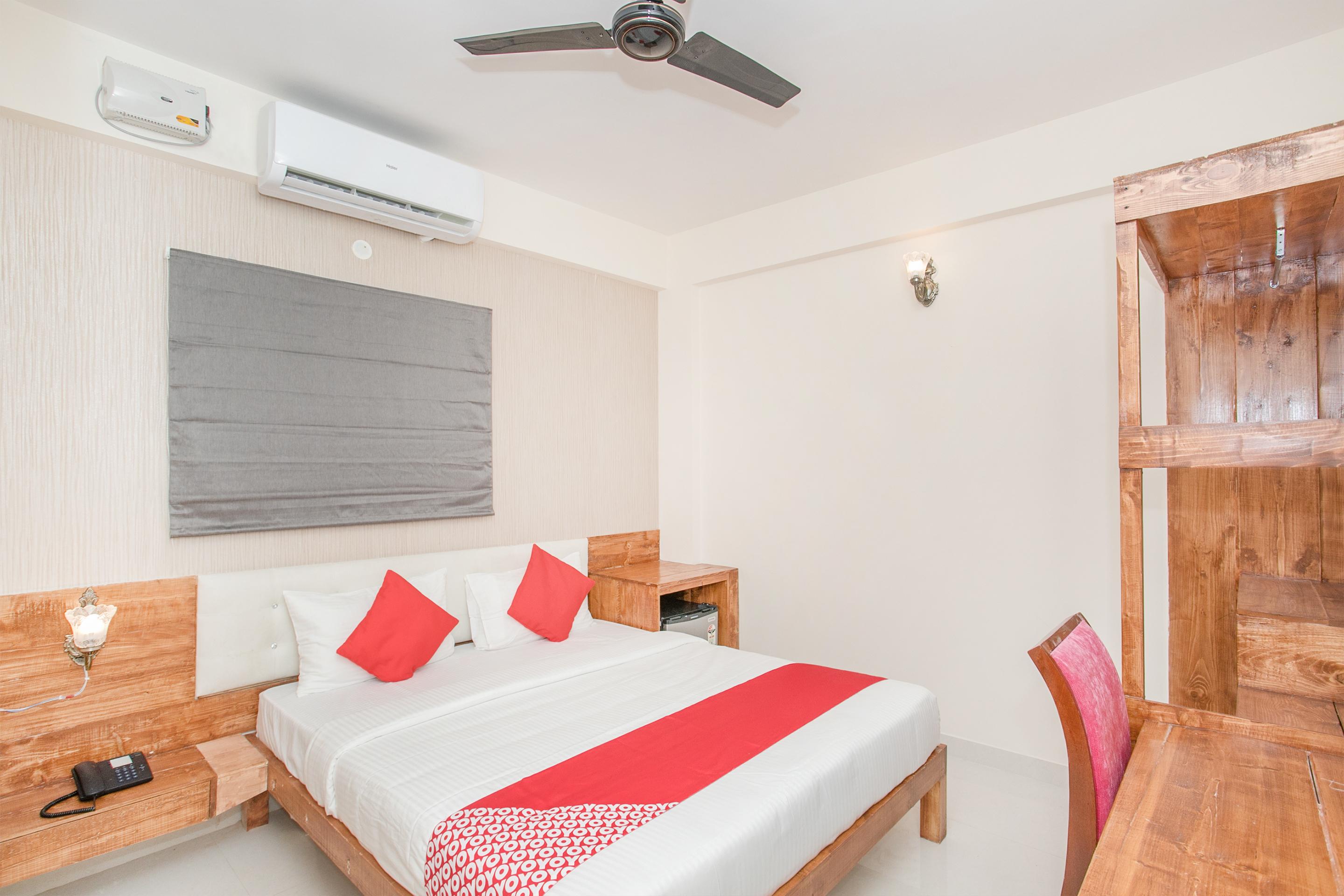 Oyo 12045 Dollars Nest Bangalore