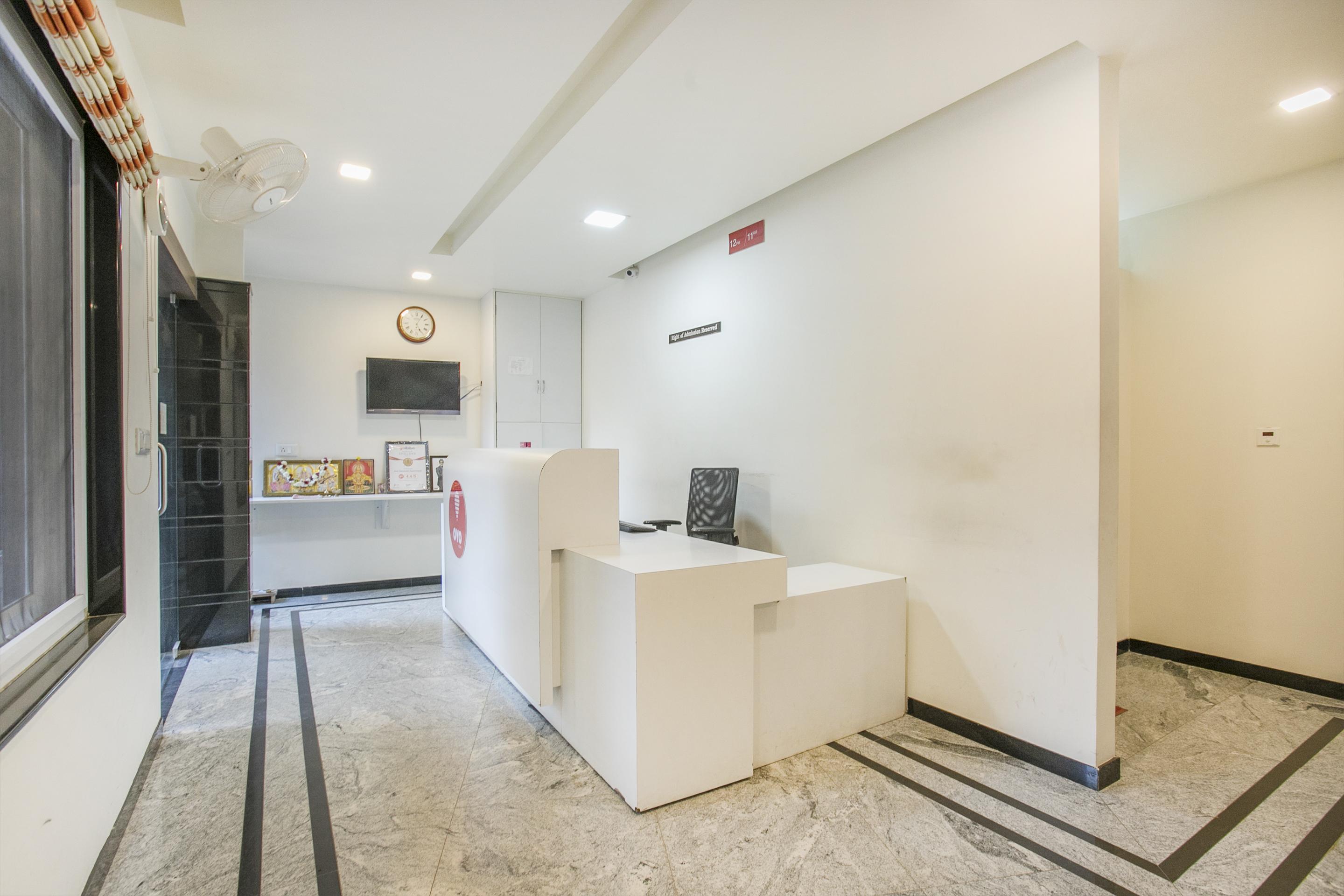 Hotel Oyo Indiranagar Old Airport Road Bangalore