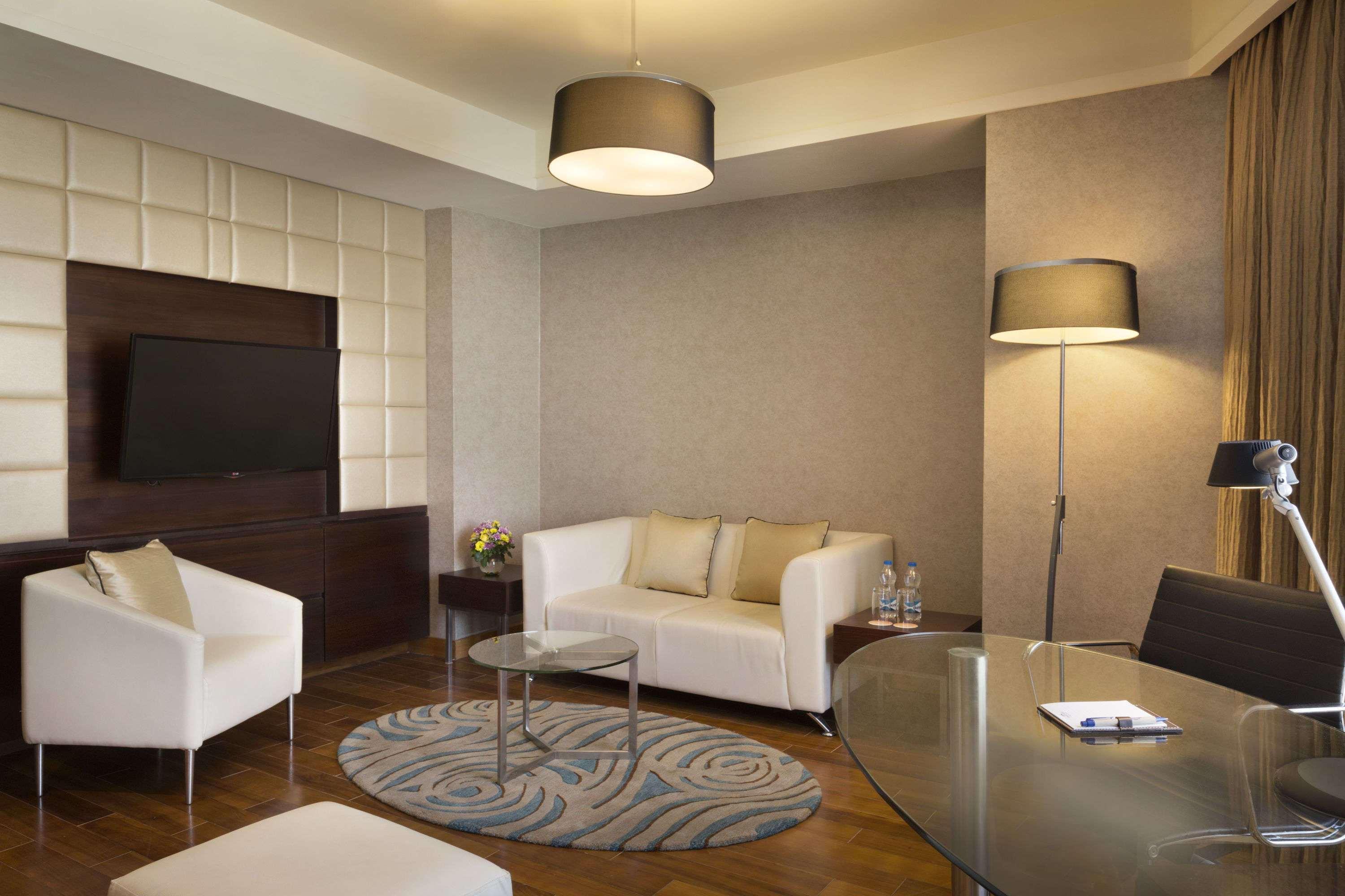 Howard Johnson By Wyndham, Hebbal,