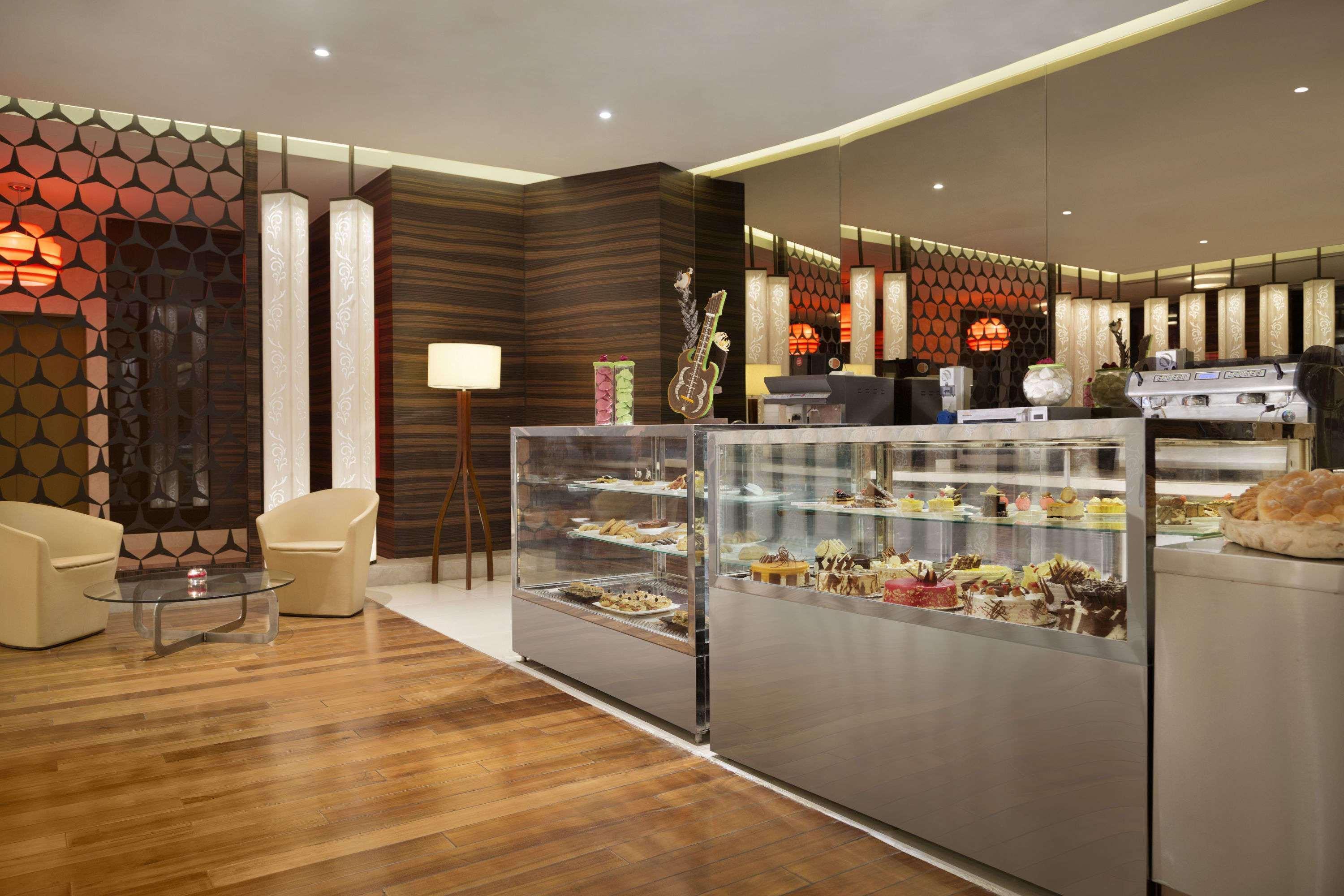 Hotel Howard Johnson By Wyndham, Hebbal, Bangalore
