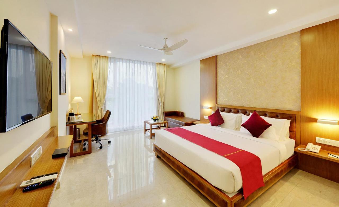 La Sara Gateway Hotel 3*