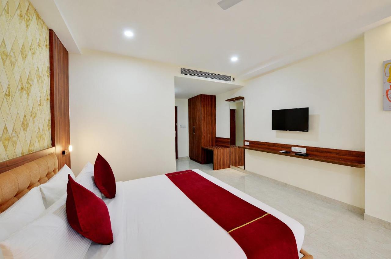 Hotel La Sara Gateway 3*