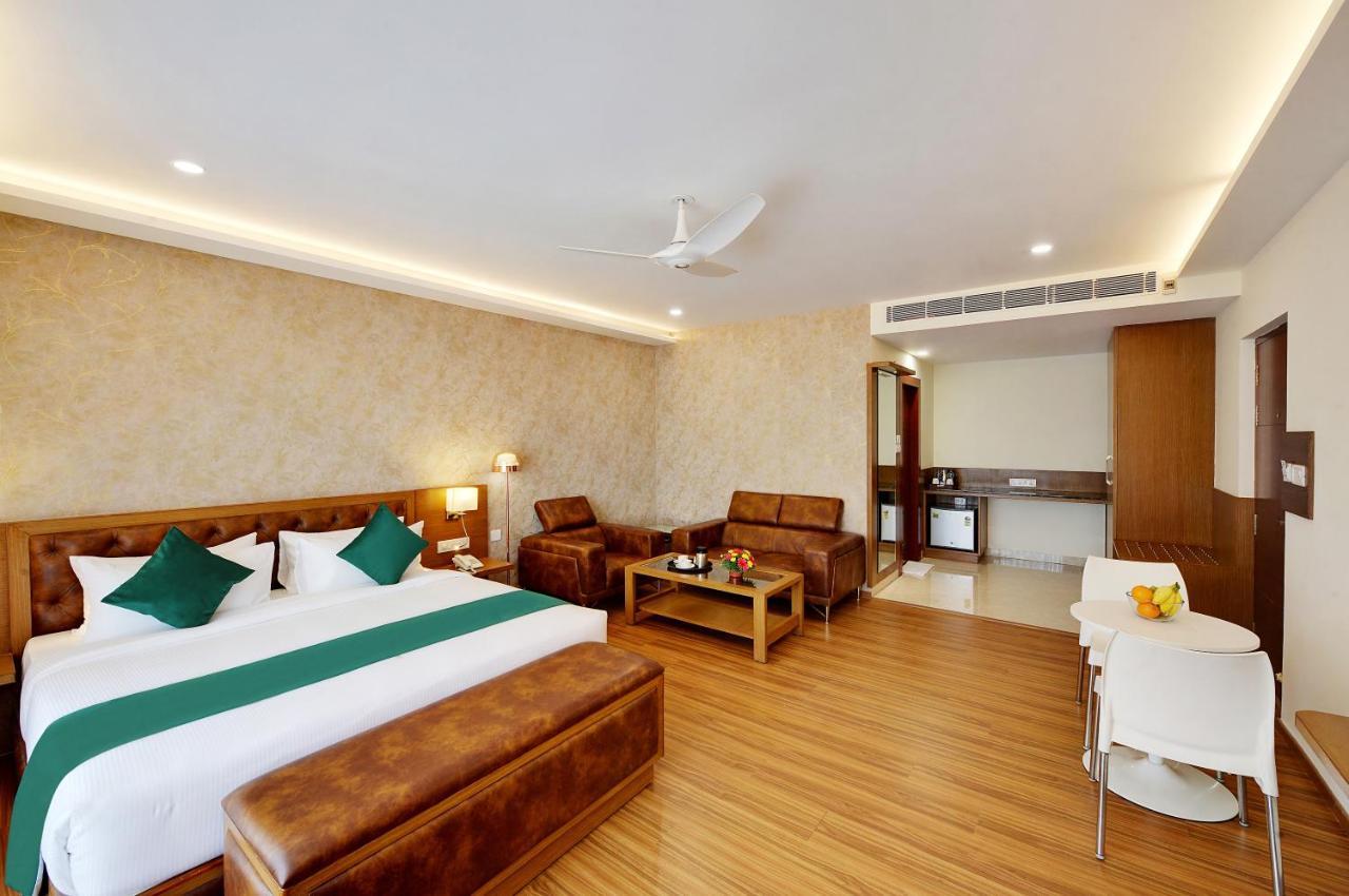 Hotel La Sara Gateway 3*