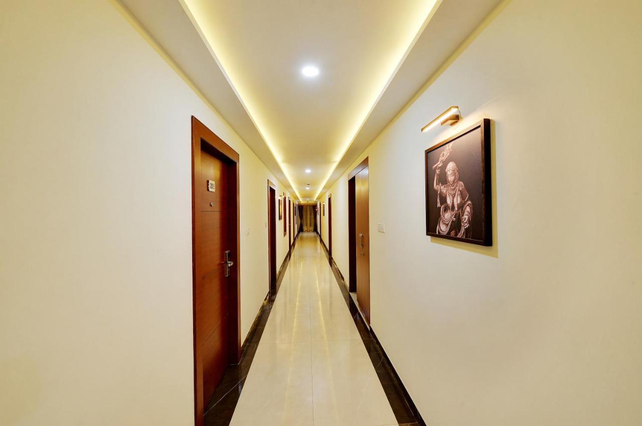 La Sara Gateway Hotel Bangalore