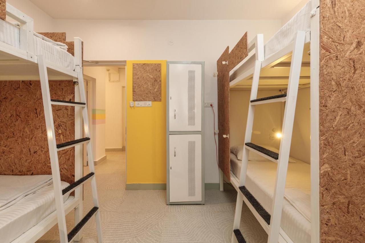 Locul Midtown-indiranagar Hostel *