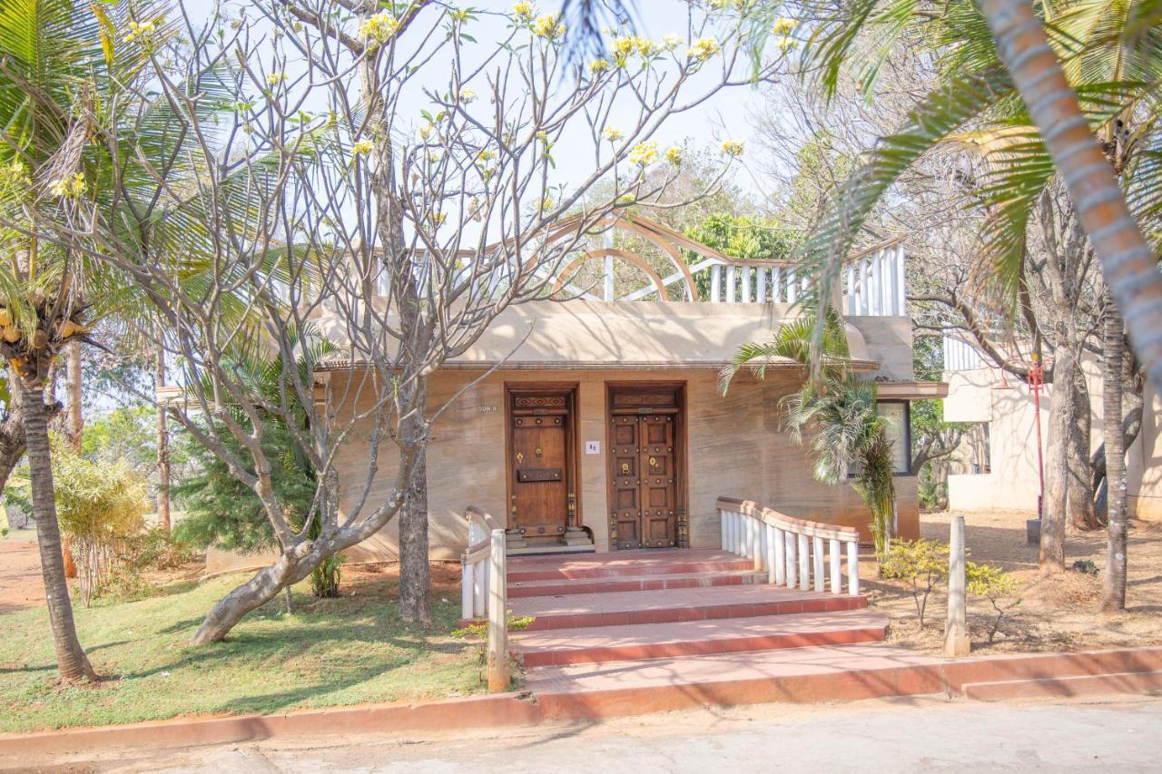 Shakthi Hill Pvt Ltd *
