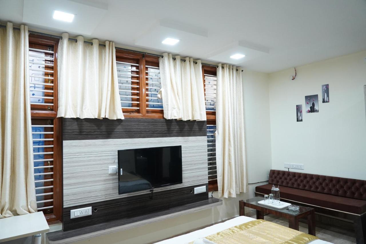 Hotel Classia *