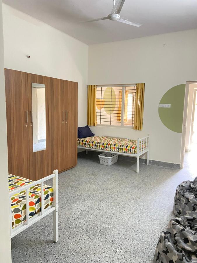 Hostel Habitat15@airlines *