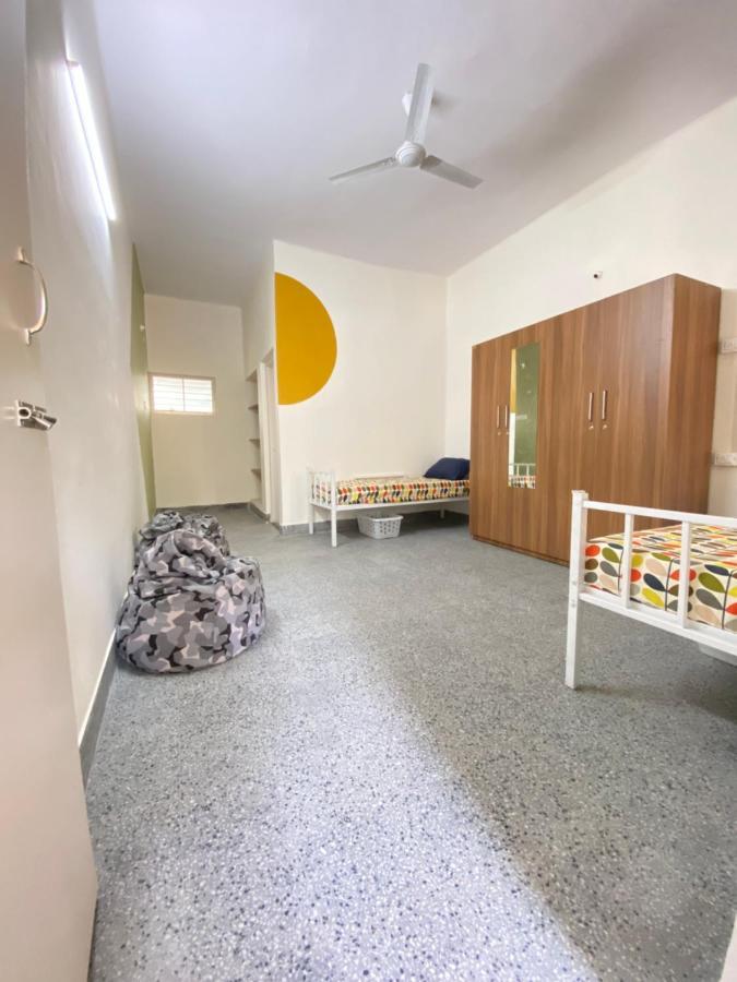 Habitat15@airlines Hostel *