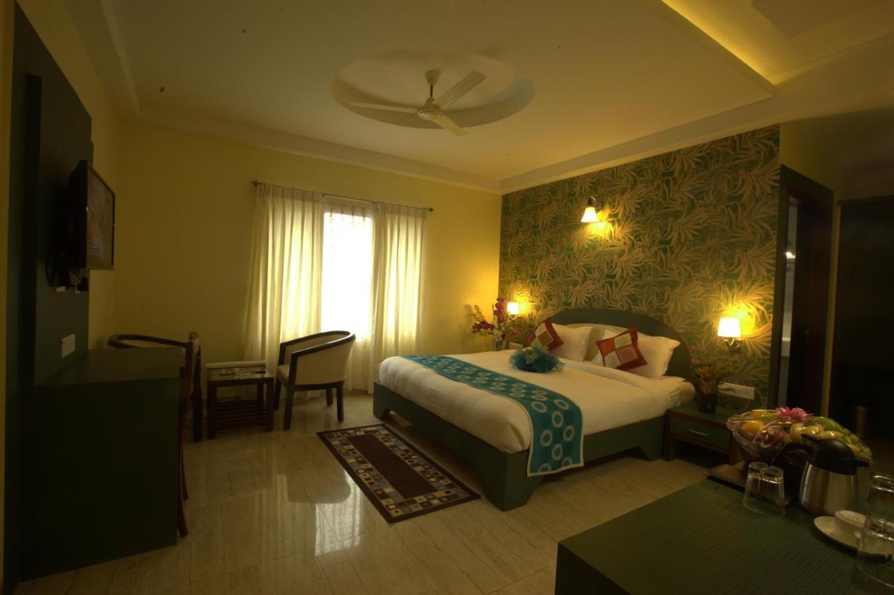 Hotel Royal Shades Kodihali