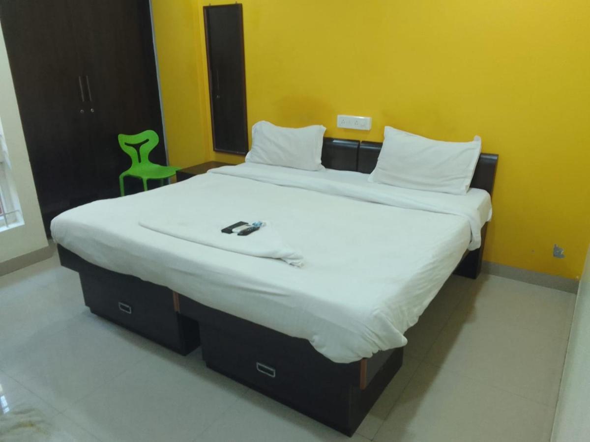 Amster Hotel 3*