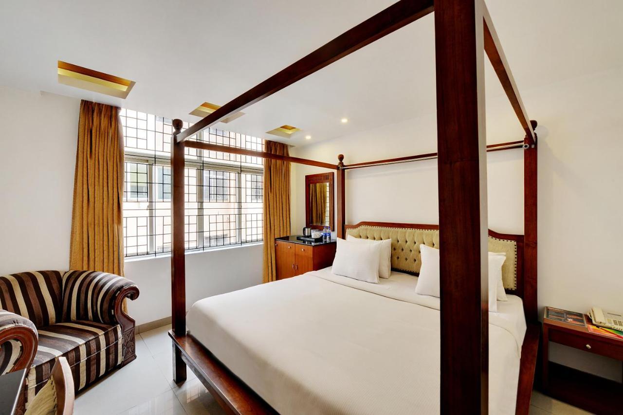 Confido And Suites Hotel 3*